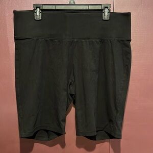 Women’s Livi Active Shorts